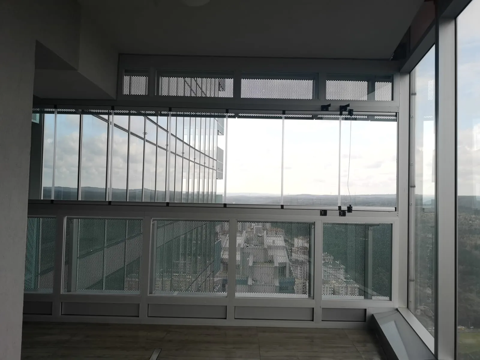 Maslak 1453 cam balkon uygulaması